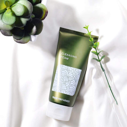 Serum/ brighteninghydrating face serum/daily clean beauty